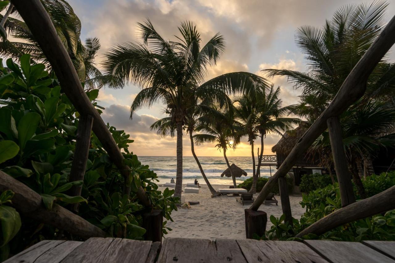 Hotel Luv Tulum Esterno foto