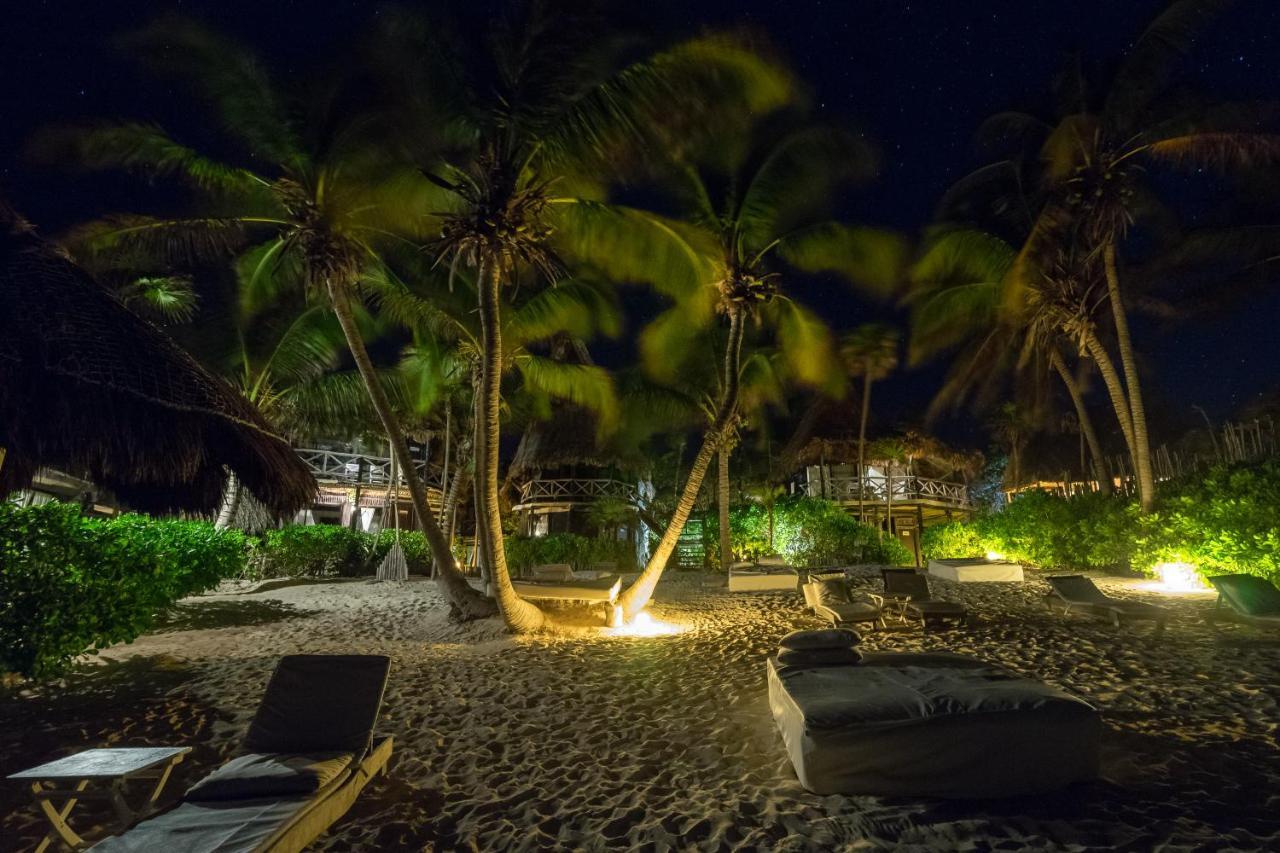 Hotel Luv Tulum Esterno foto