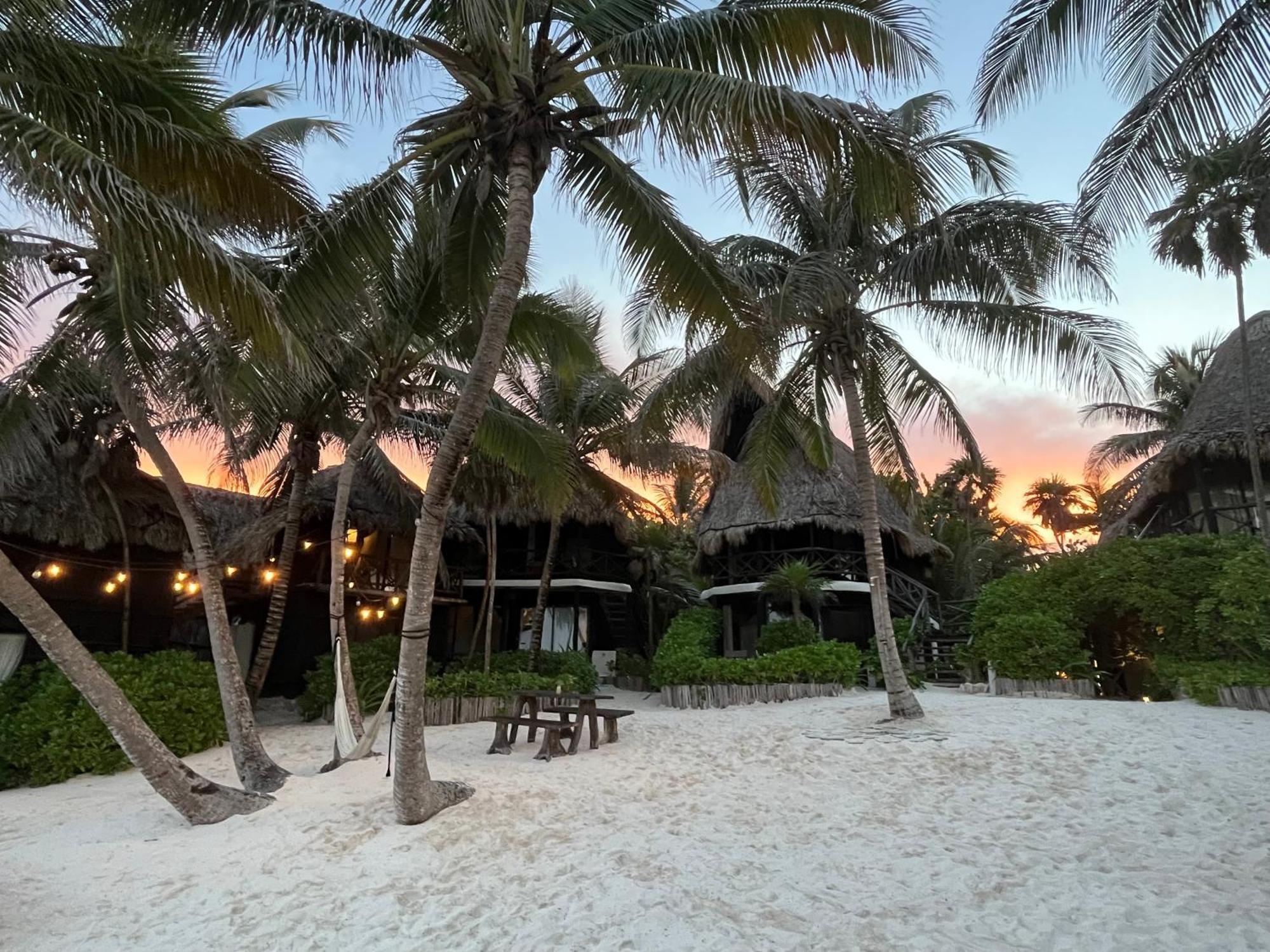 Hotel Luv Tulum Esterno foto