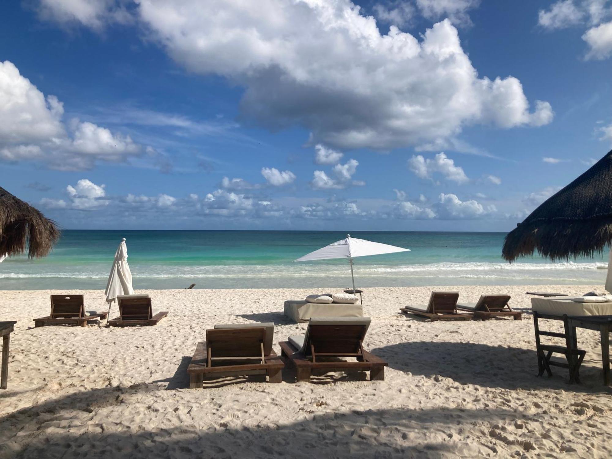 Hotel Luv Tulum Esterno foto