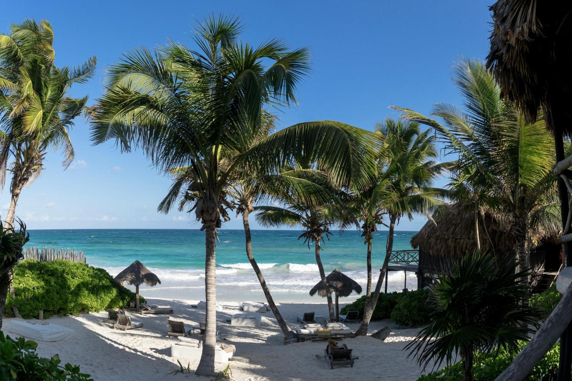 Hotel Luv Tulum Esterno foto