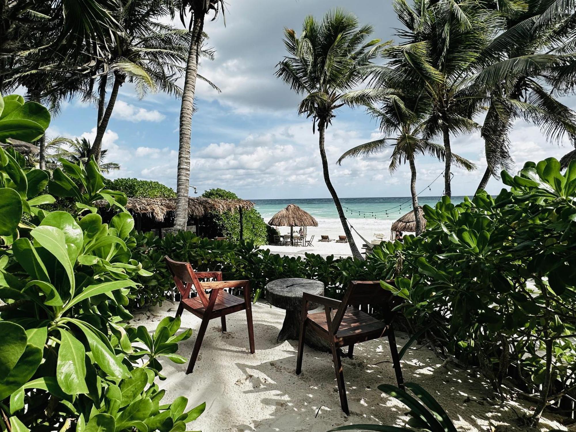 Hotel Luv Tulum Esterno foto