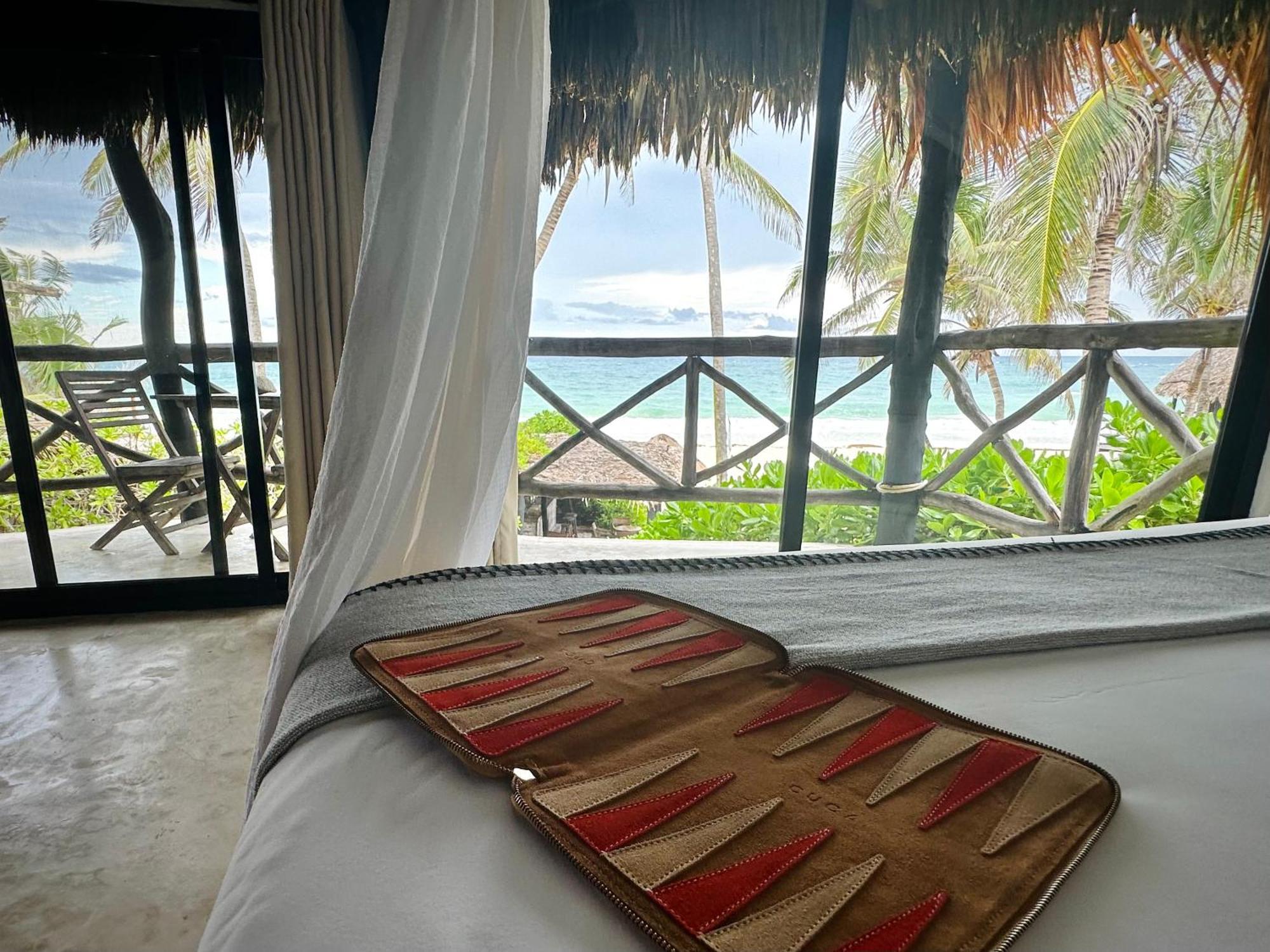 Hotel Luv Tulum Esterno foto