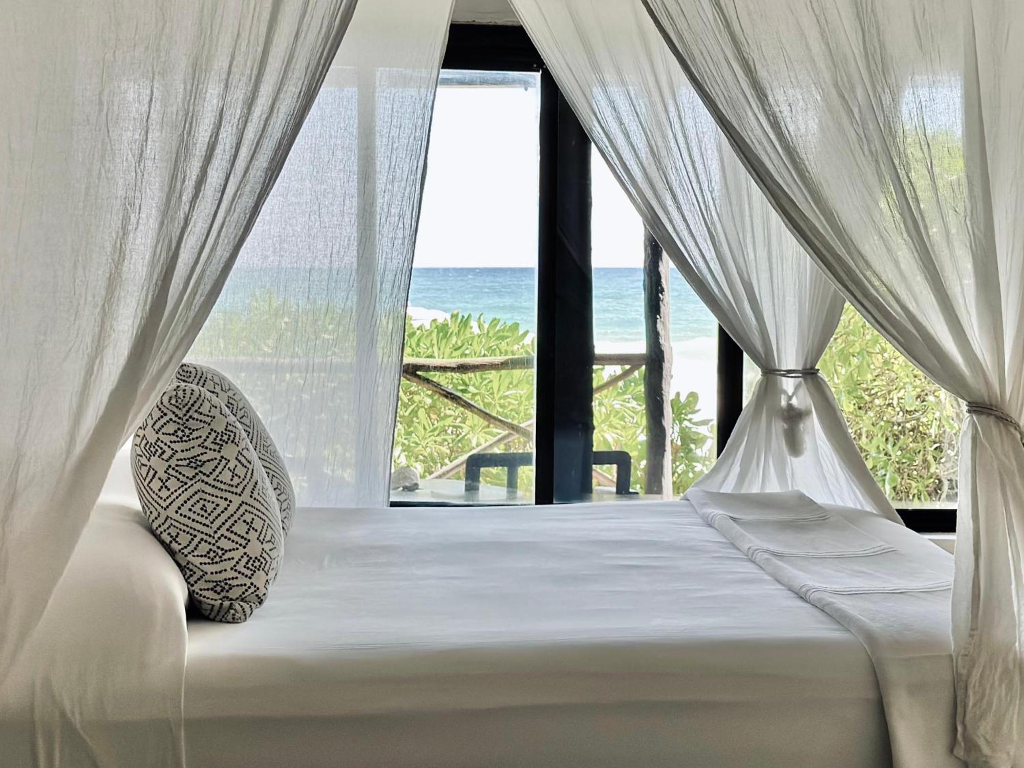 Hotel Luv Tulum Esterno foto