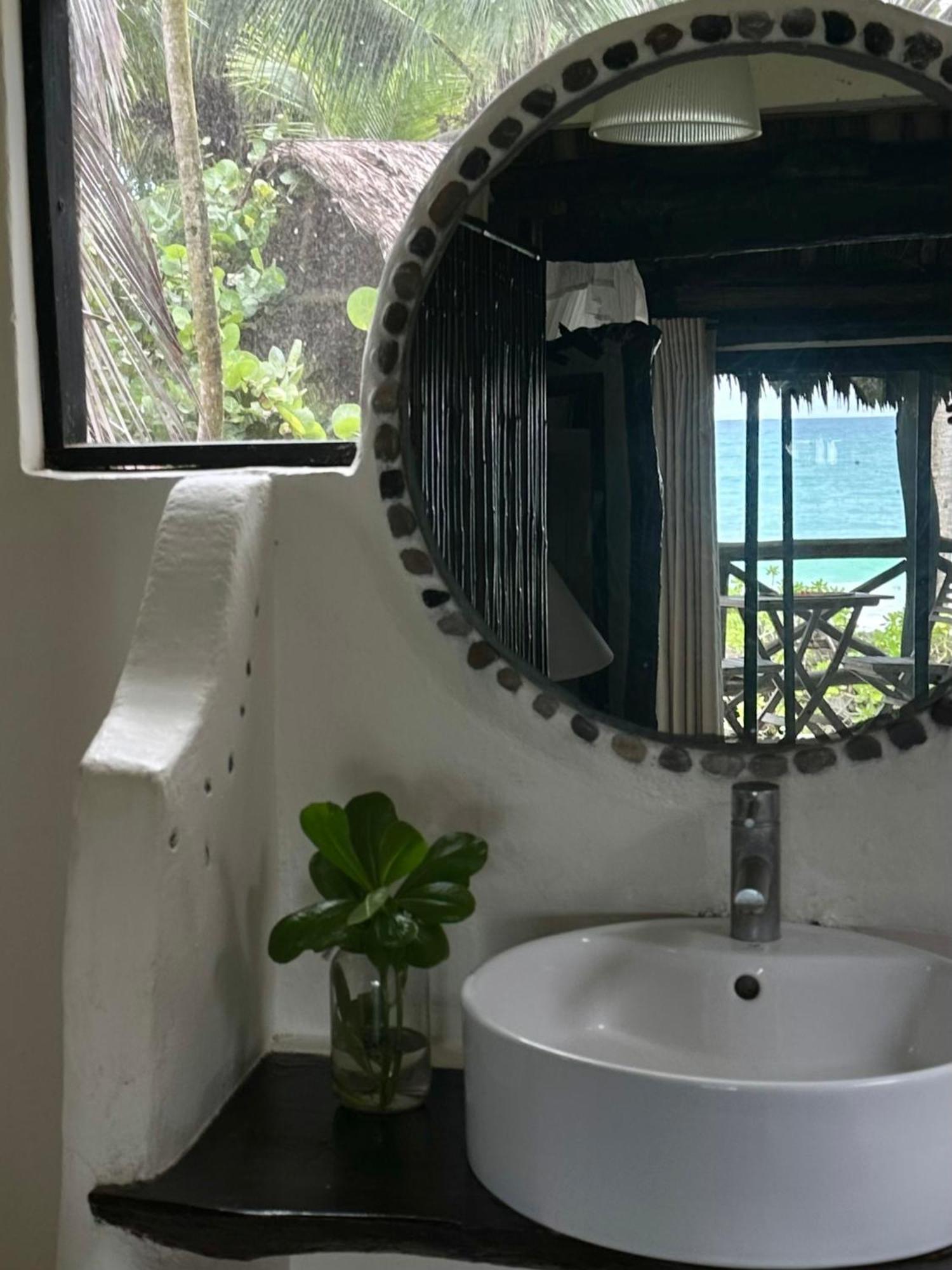 Hotel Luv Tulum Esterno foto
